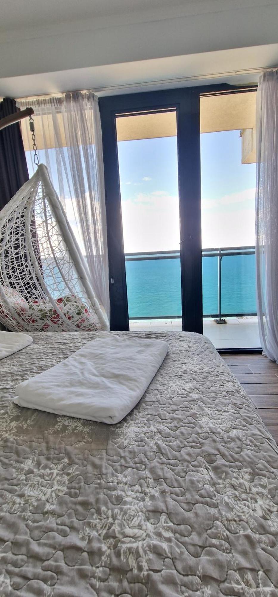 Your Beach Tower باتومي الغرفة الصورة